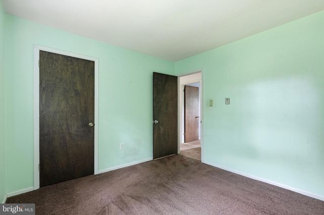 42 SPRINGS DR, Doylestown, PA 18901