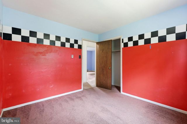 42 SPRINGS DR, Doylestown, PA 18901