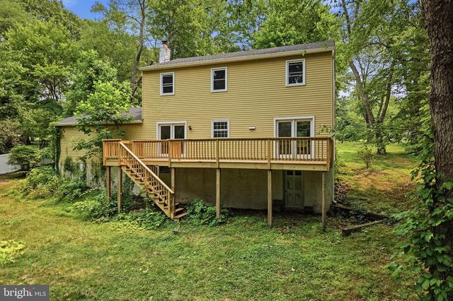 42 SPRINGS DR, Doylestown, PA 18901