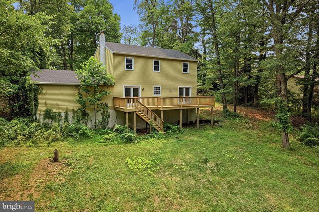 42 SPRINGS DR, Doylestown, PA 18901