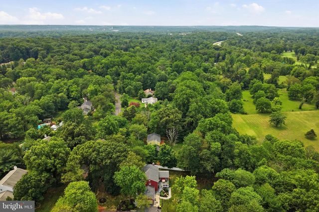 42 SPRINGS DR, Doylestown, PA 18901