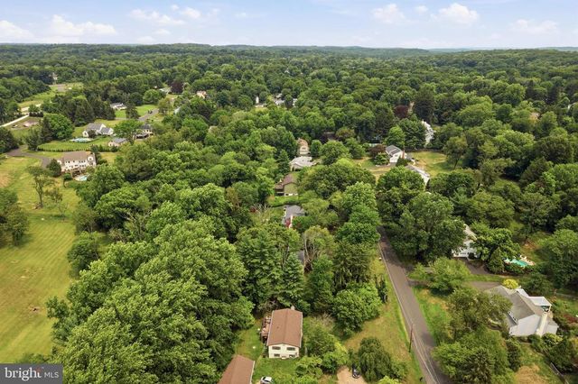 42 SPRINGS DR, Doylestown, PA 18901