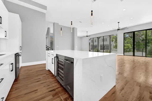 1505 Stuart Street, Houston, TX 77004