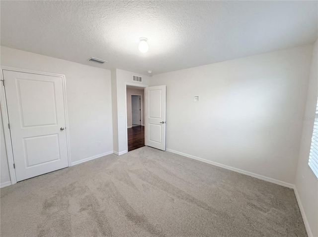 35687 HILLBROOK AVENUE, Zephyrhills, FL 33541