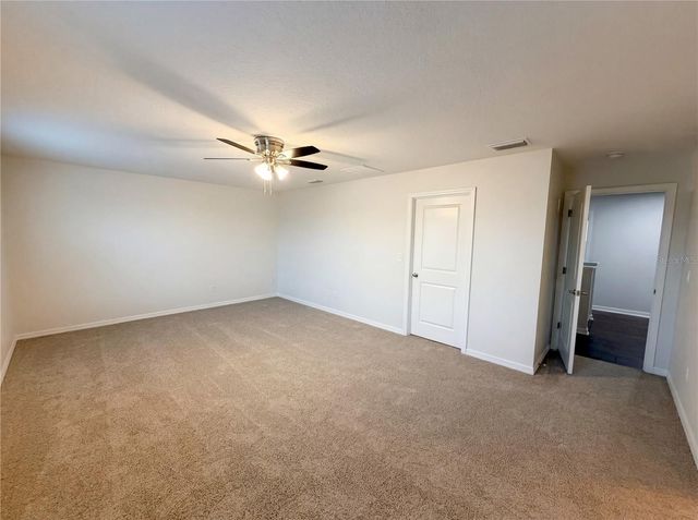 35687 HILLBROOK AVENUE, Zephyrhills, FL 33541