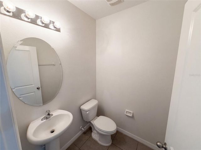 35687 HILLBROOK AVENUE, Zephyrhills, FL 33541