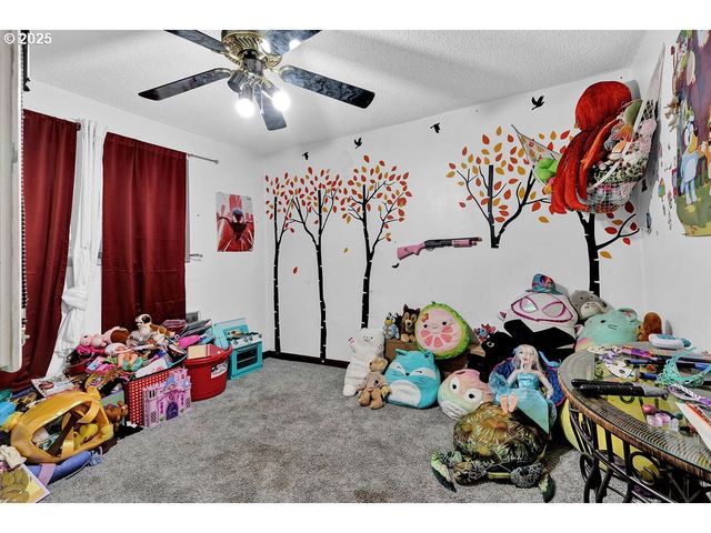 154 37TH St, Springfield, OR 97478