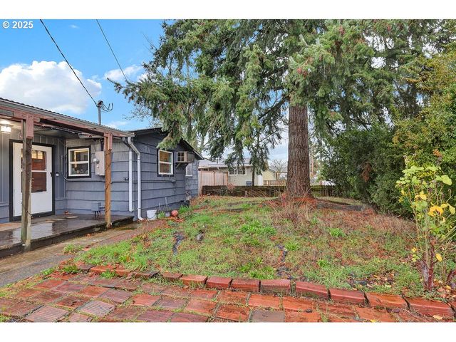 154 37TH St, Springfield, OR 97478