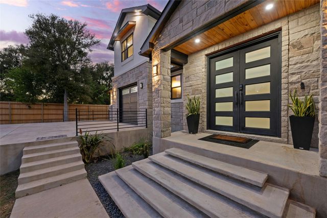 104 Creekwood Trail, Cedar Creek, TX 78612