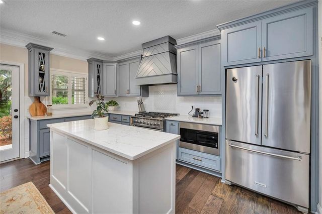 258 Saint James Avenue, St. Simons Island, GA 31522