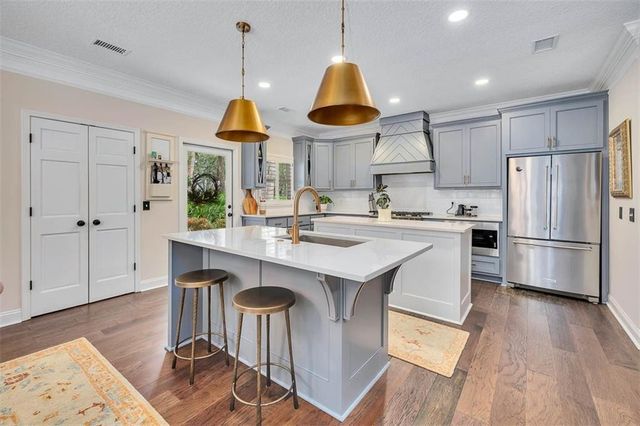 258 Saint James Avenue, St. Simons Island, GA 31522
