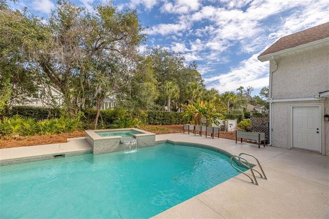 258 Saint James Avenue, St. Simons Island, GA 31522