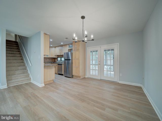 11301 GATESBOROUGH LN, Reston, VA 20191