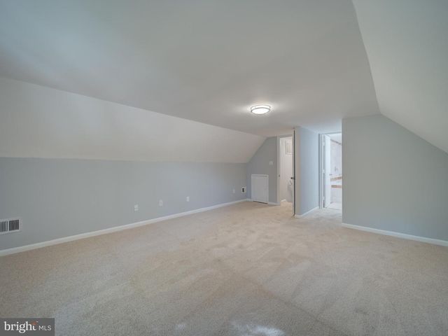 11301 GATESBOROUGH LN, Reston, VA 20191