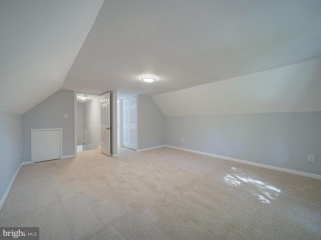 11301 GATESBOROUGH LN, Reston, VA 20191