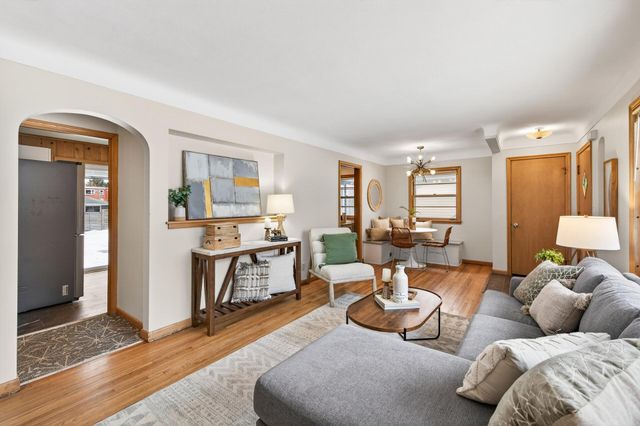 1711 Saint Marys Street, Falcon Heights, MN 55113