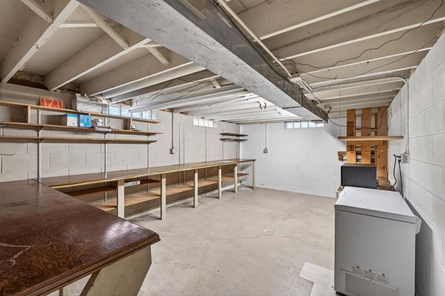 1711 Saint Marys Street, Falcon Heights, MN 55113