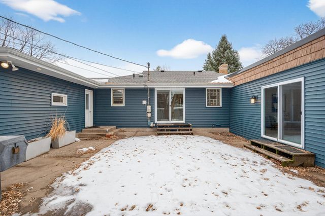 1711 Saint Marys Street, Falcon Heights, MN 55113