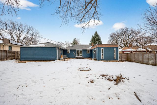 1711 Saint Marys Street, Falcon Heights, MN 55113