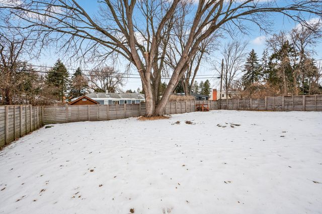 1711 Saint Marys Street, Falcon Heights, MN 55113