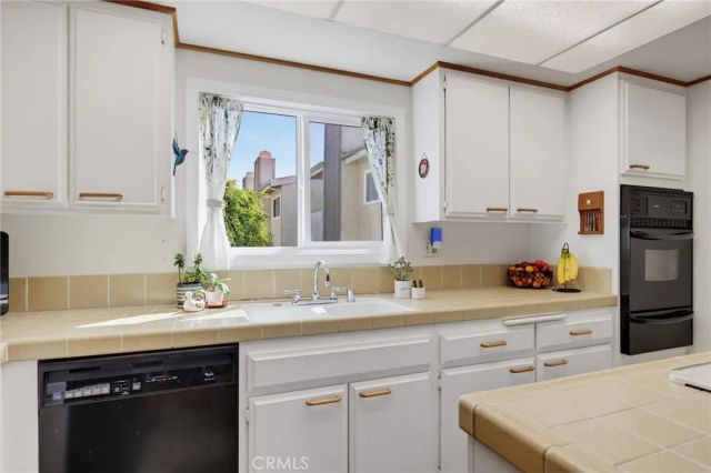 1404 Stanford Avenue, Redondo Beach, CA 90278