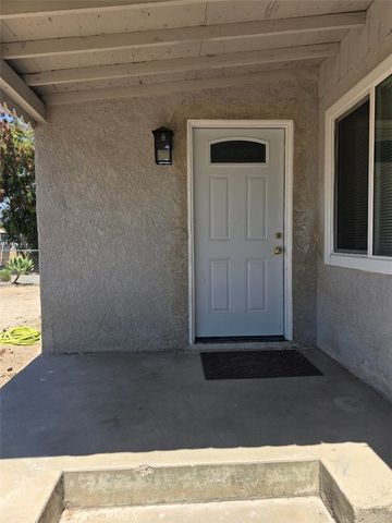 8467 Cottonwood Avenue, Fontana, CA 92335