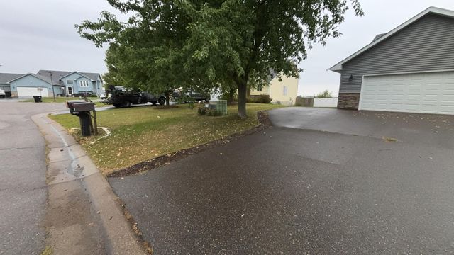 18772 Range Pole Point, Big Lake, MN 55309