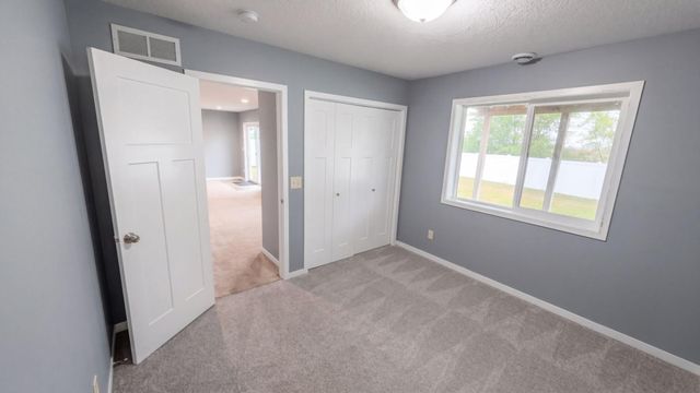 18772 Range Pole Point, Big Lake, MN 55309