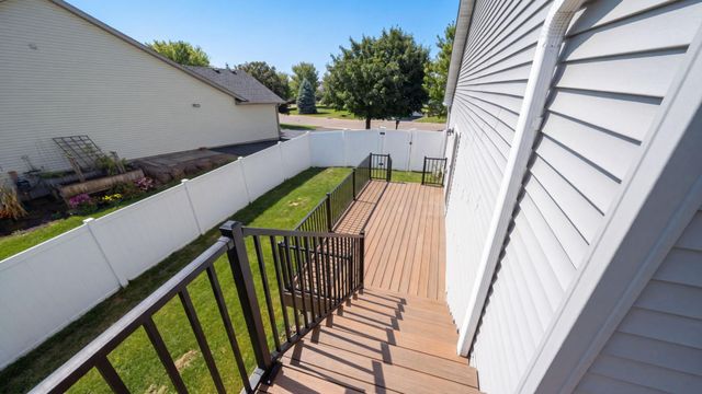 18772 Range Pole Point, Big Lake, MN 55309