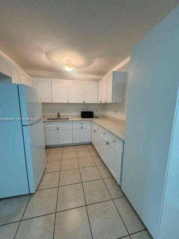 2808 SW 67th Way, Miramar, FL 33023