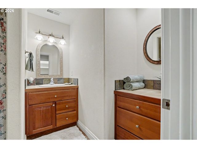 4536 Nw BOXWOOD Dr, Corvallis, OR 97330