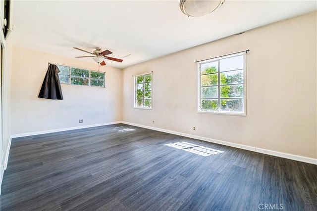 8557 Remick, Los Angeles, CA 91352