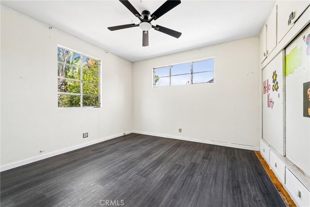 8557 Remick, Los Angeles, CA 91352