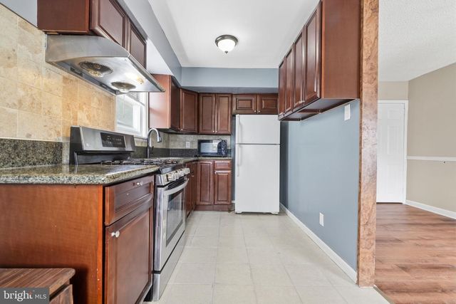 9954 BRIDLE RD, Philadelphia, PA 19115