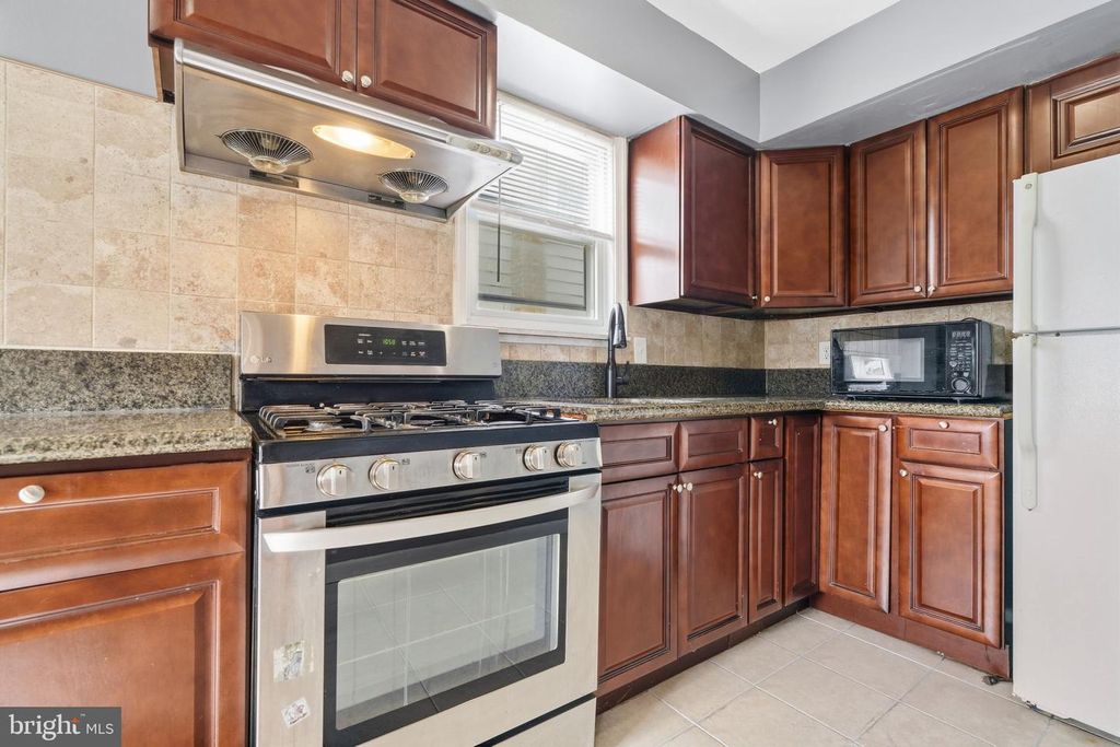 9954 BRIDLE RD, Philadelphia, PA 19115 — photo 4