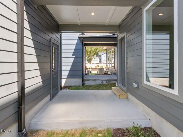 45 Hillway Road, Pittsboro, NC 27312