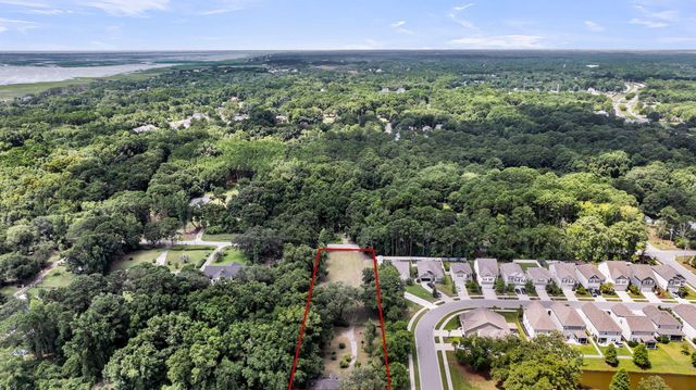 1046 Bee Hive Road, Awendaw, SC 29429