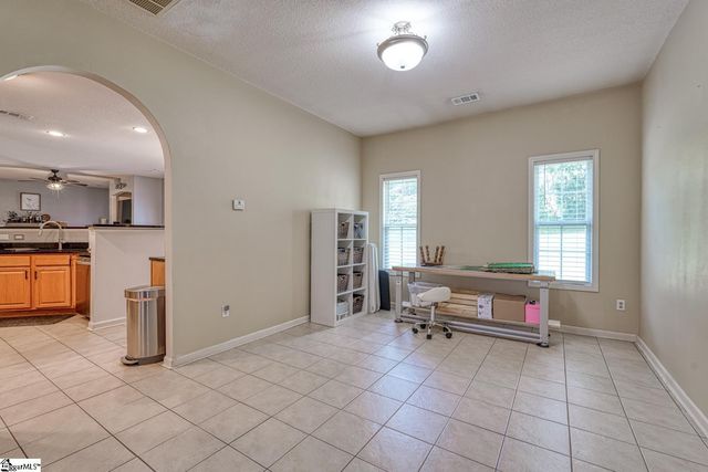 316 Crestview Lane, Spartanburg, SC 29301