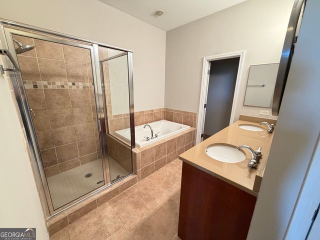 3820 Roswell Road NE 902, Atlanta, GA 30342
