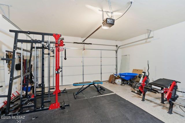 8298 W Green Kingfisher Lane, Tucson, AZ 85757