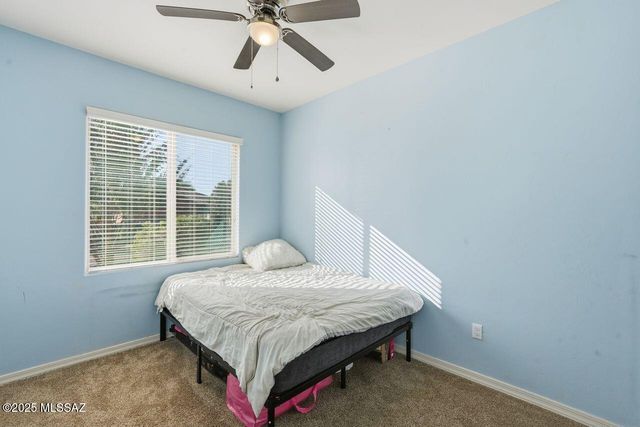 8298 W Green Kingfisher Lane, Tucson, AZ 85757