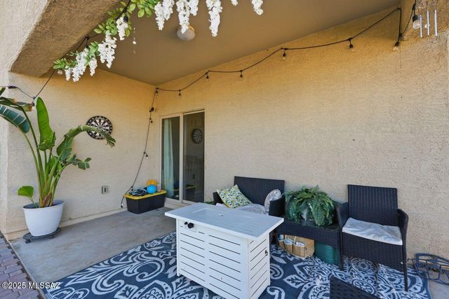 8298 W Green Kingfisher Lane, Tucson, AZ 85757