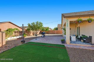 8298 W Green Kingfisher Lane, Tucson, AZ 85757