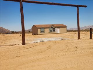 60824 Stagemans Road, Landers, CA 92285