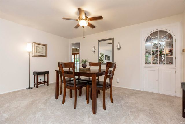 1365 E Riding Mall Drive, South Bend, IN 46614