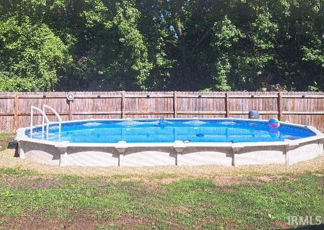 1365 E Riding Mall Drive, South Bend, IN 46614