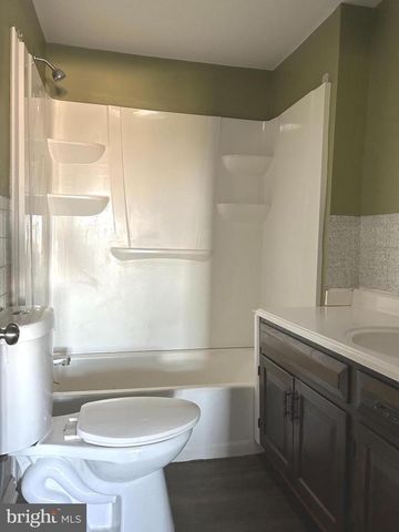 379 KENEAGY HILL RD, Ronks, PA 17572