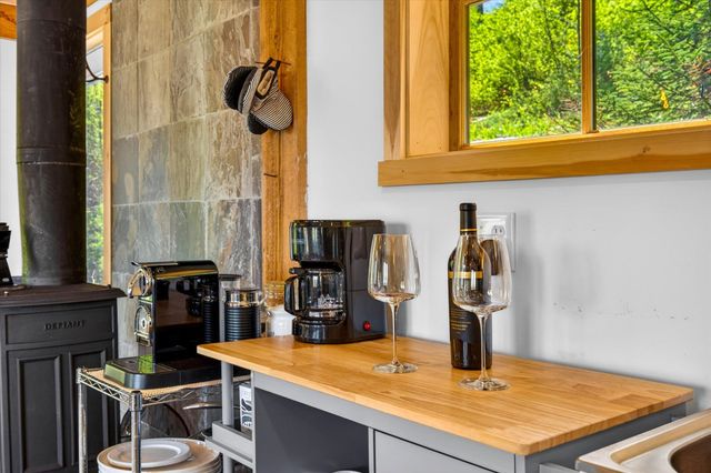 680 Government Road, Mount Holly, VT 05758