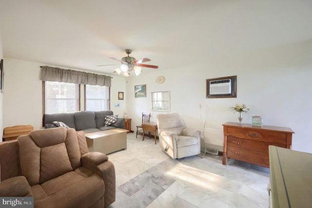4357 LIST RD, Red Lion, PA 17356
