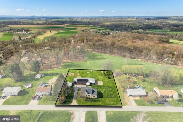 4357 LIST RD, Red Lion, PA 17356